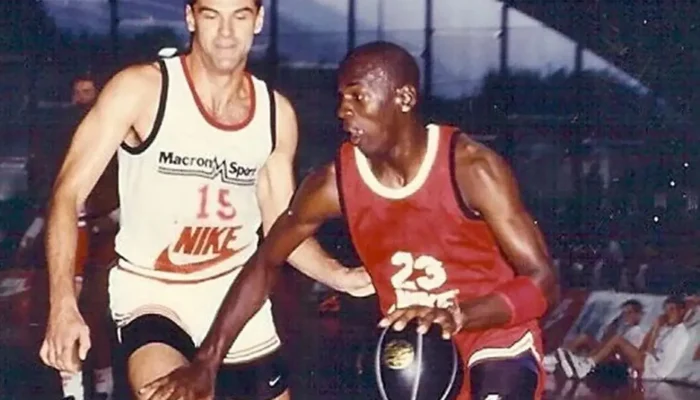 1-oscar-schmidt-x-michael-jordan